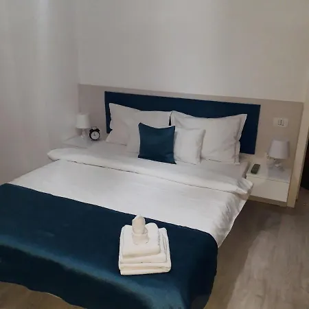 Tomis 105 Apartment *