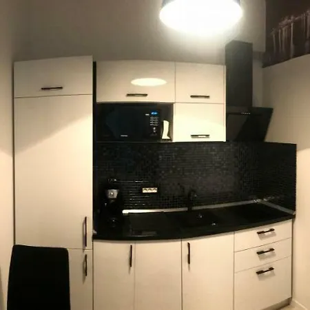 Tomis 105 Apartment
